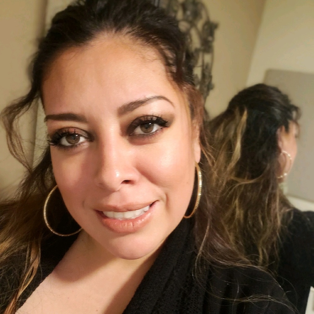 Meet your Posher, Karina